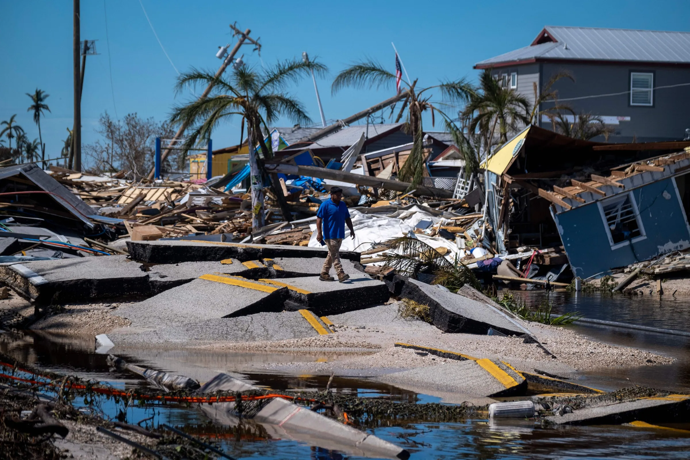 Florida Decimated by Hurricane Milton: Deaths Mount as Rescue Crews Search for Survivors